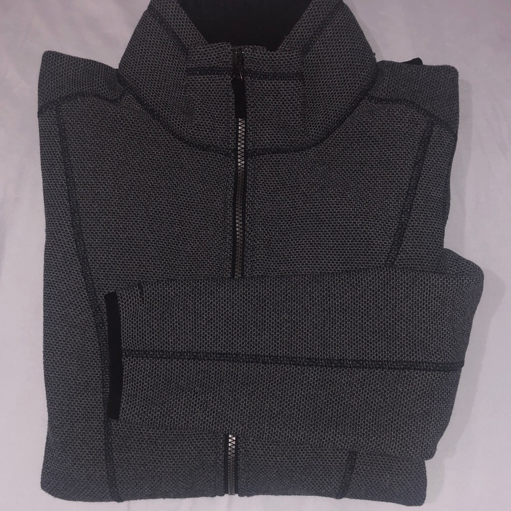 Eddie Bauer Mock Neck Black and Gray Meet in The Middle Zip Fleece XL
